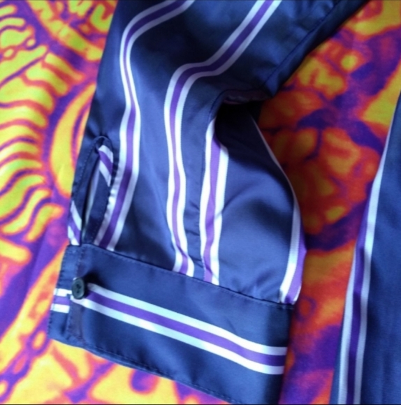 ‼️THRIFT STORE ALERT MAKE OFFER Banana Republic Top Asymmetrical Striped Shirt - Picture 4 of 8